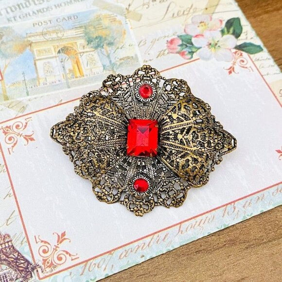 1920’s Antique Brass Filigree Bright Red Glass Stones Pin Antique - Picture 2 of 4